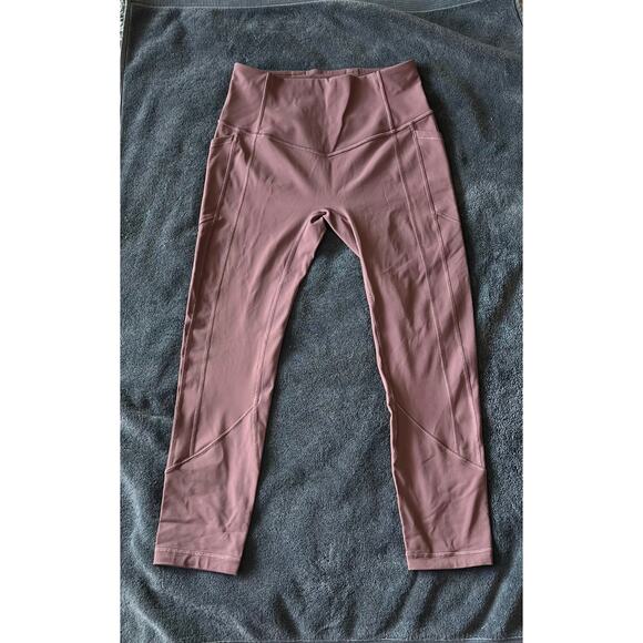 Lululemon All The Right Places Crop II *23" inch
Color Black Currant Size 6 - Picture 6 of 11
